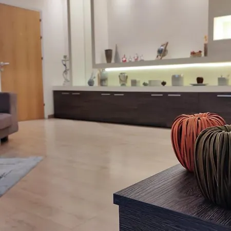 Isabella Modern Flat Center Nicosie